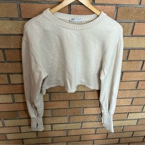 Zara Cropped Long Sleeve Knit Crew Scoop Neck Sweater Cream Size Medium